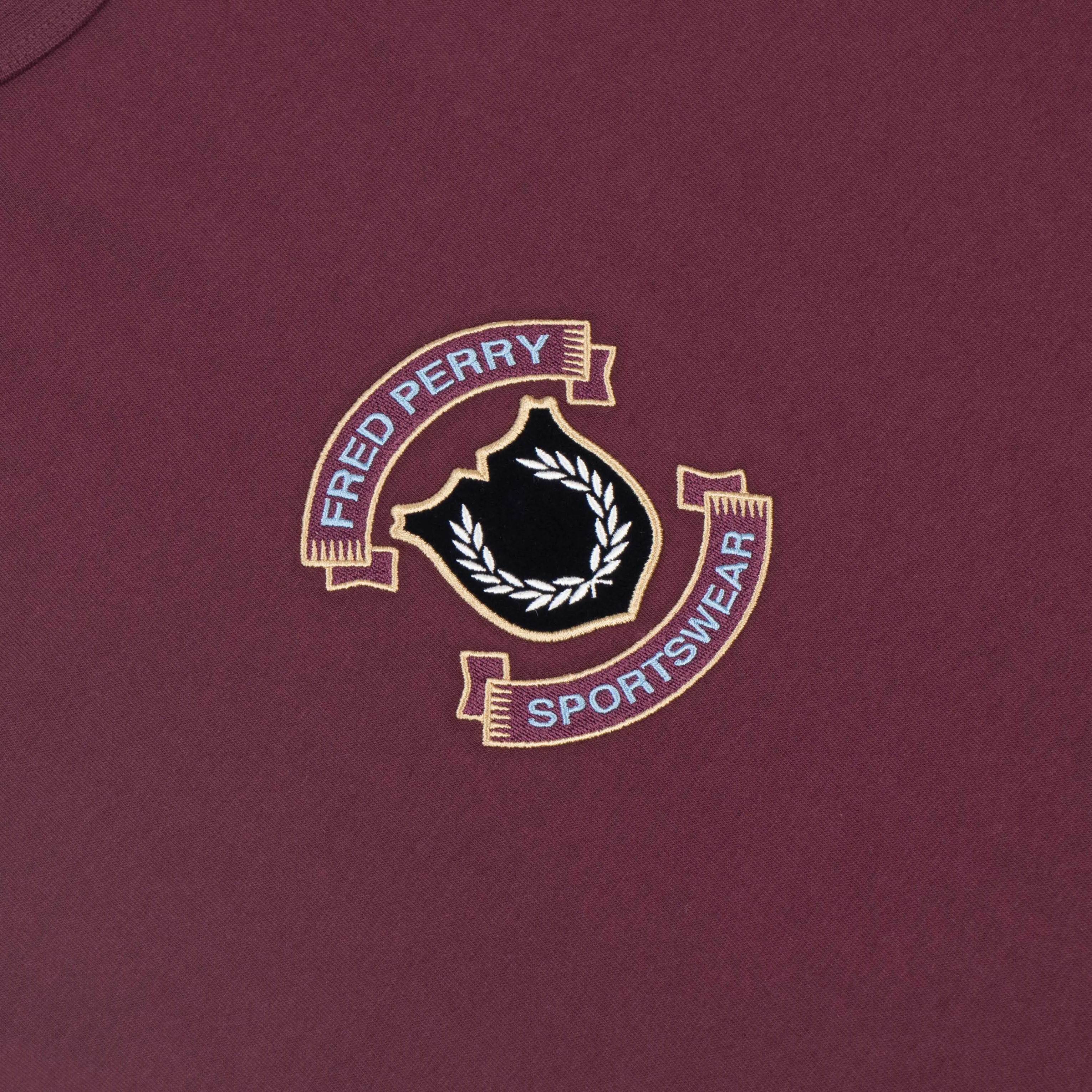 EMBROIDERED SHIELD T-SHIRT MAHOGANY