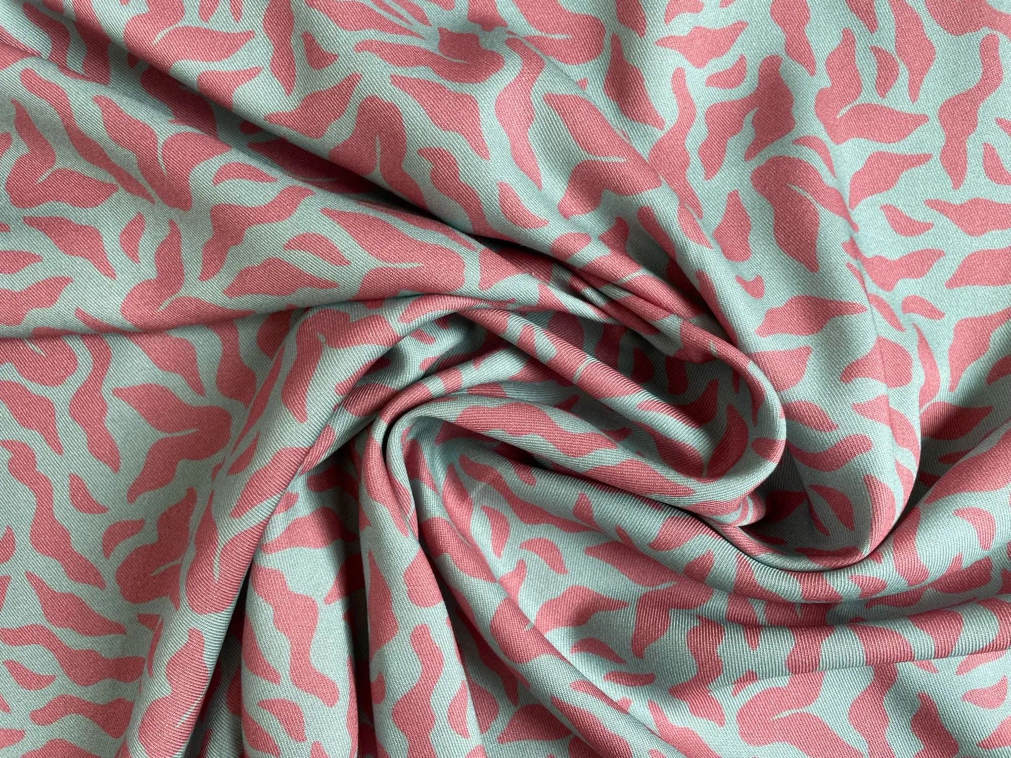 Floral Ecovero Rayon Fabric in Evolve